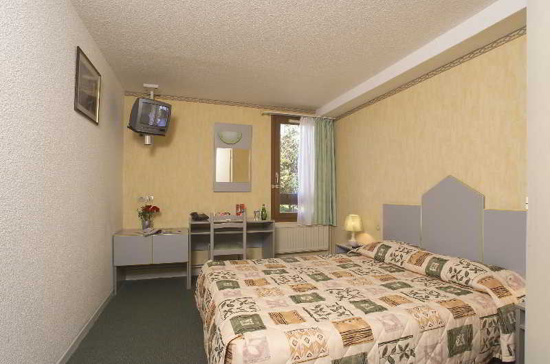 Logis Cris Hotel Et Restaurant, Lyon Sud-Est Corbas Стая снимка