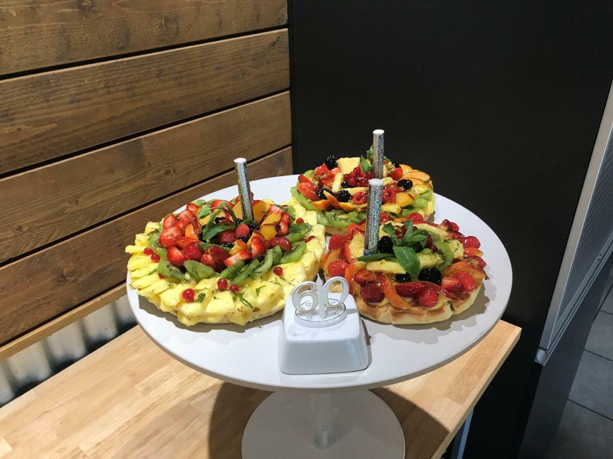 Logis Cris Hotel Et Restaurant, Lyon Sud-Est Corbas Екстериор снимка